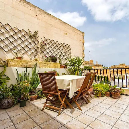 Bed & Breakfast Harbour View Host Family 4*