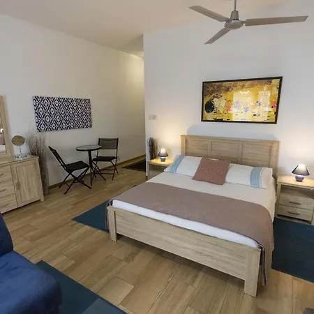 Harbour View Host Family Bed And Breakfast
