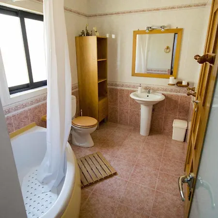 Bed and breakfast Harbour View Host Family 4*