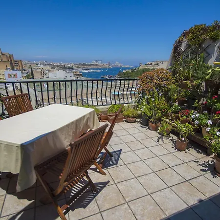 Harbour View Host Family Bed And Breakfast Bed & Breakfast 4*